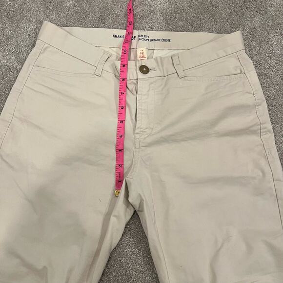 GAP White Short Pants - Picture 9 of 12